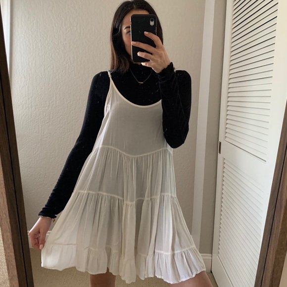 Brandy Melville white dress - Picture 3 of 6